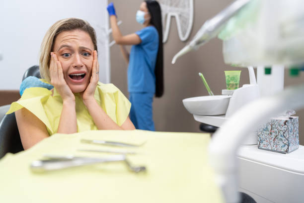 Best Emergency Tooth Extraction in Winter Gardens, CA